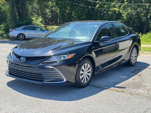 Used 2023 Toyota Camry LE FWD image 7