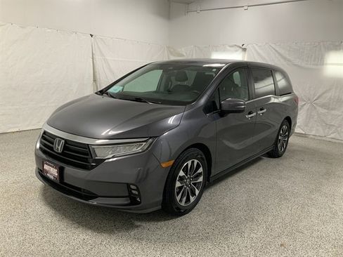 Used 2024 Honda Odyssey EX-L image 2