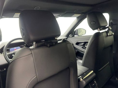 Used 2023 Land Rover Range Rover Evoque R-Dynamic S AWD/4WD image 37