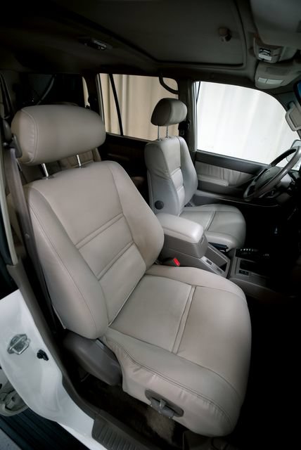Used 1996 Toyota Land Cruiser AWD/4WD image 9