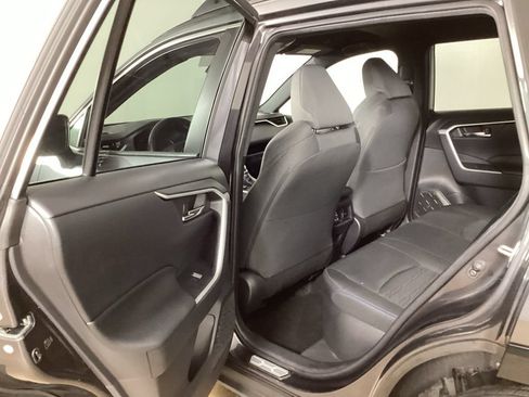 Used 2024 Toyota RAV4 SE AWD/4WD image 21
