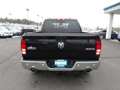 Used 2018 RAM 1500 Big Horn image 4