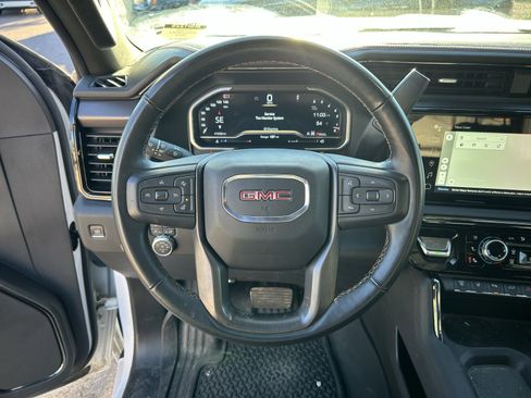 Used 2024 GMC Sierra 2500 AT4 w/ Technology Package image 18