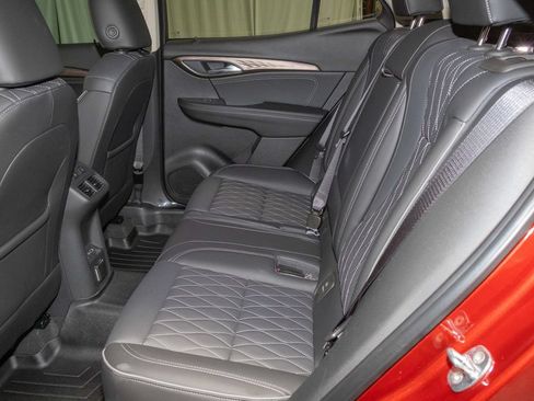 Used 2023 Buick Envision Avenir AWD/4WD image 12