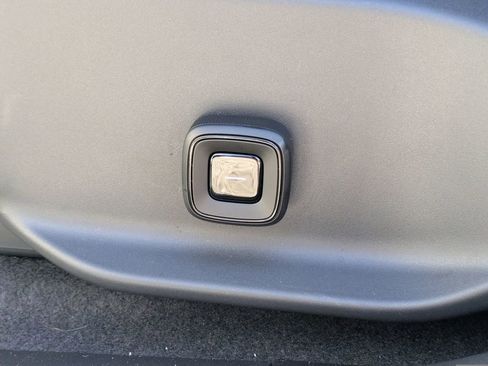 New 2026 Volvo EX30 Plus w/ Protection Package Premier image 26