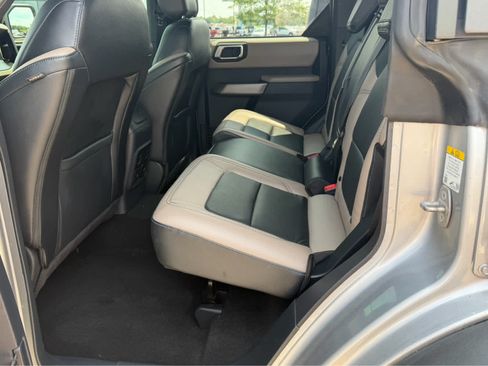 Used 2022 Ford Bronco Wildtrak AWD/4WD image 38