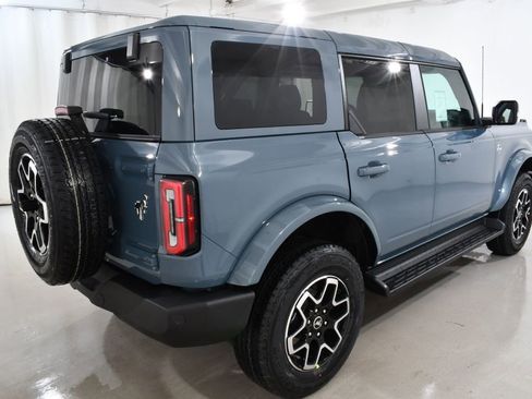 New 2025 Ford Bronco Outer Banks AWD/4WD image 11