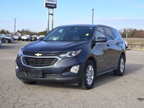 Used 2019 Chevrolet Equinox LT image 3