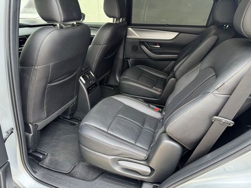 Used 2024 MAZDA CX-90 3.3 Turbo w/ Premium Package AWD/4WD image 13