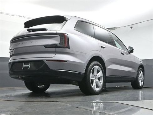 New 2026 Volvo EX90 Plus image 35