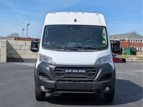 Used 2025 RAM ProMaster 3500 w/ Convenience Group FWD image 2