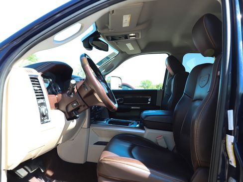 Used 2016 RAM 3500 Laramie Longhorn w/ Convenience Group AWD/4WD image 24