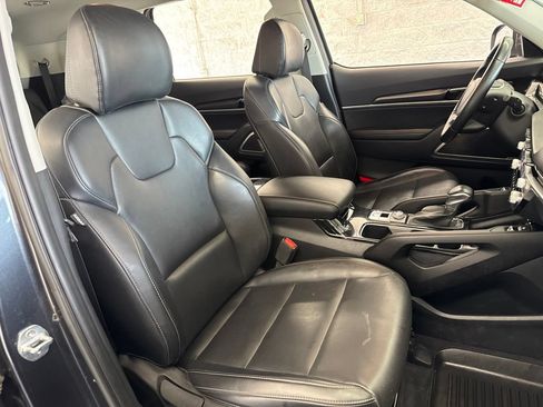 Used 2024 Kia Telluride S FWD image 49