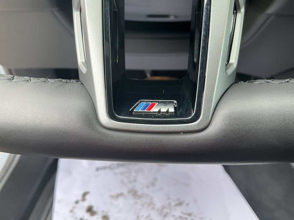 Used 2025 BMW i5 xDrive40 w/ M Sport Package AWD/4WD image 26