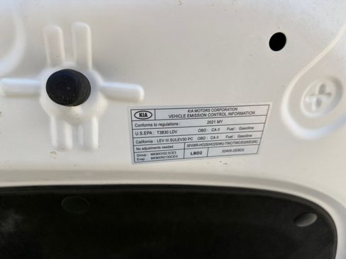 Used 2021 Kia Forte LXS FWD image 13