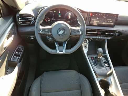 Used 2024 Dodge Hornet R/T w/ R/T Blacktop Package image 11