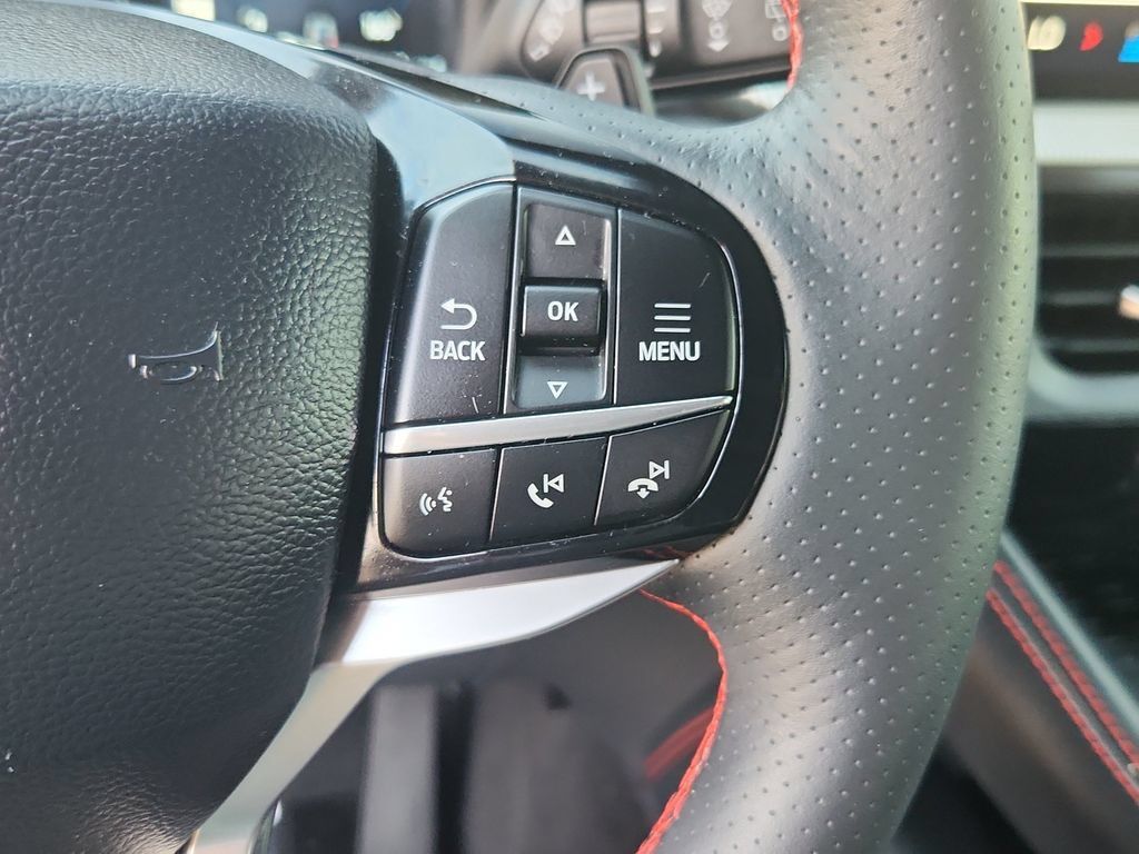 Used 2025 Ford Explorer ST AWD/4WD image 23
