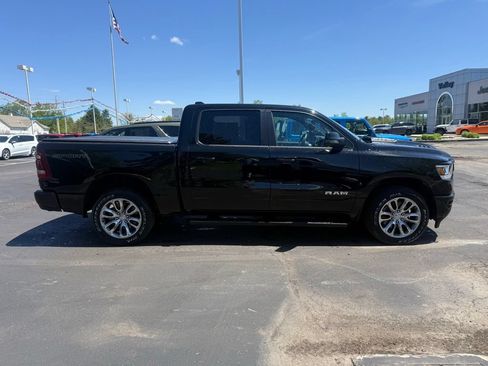 Used 2023 RAM 1500 Laramie AWD/4WD image 8