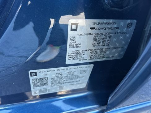 Used 2021 Chevrolet Silverado 1500 LT image 34