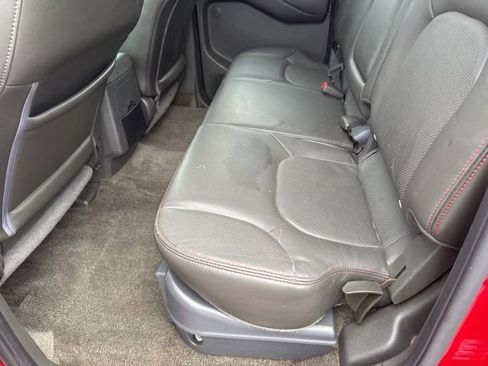 Used 2011 Nissan Frontier PRO-4X w/ Pro-4x Luxury Pkg image 12