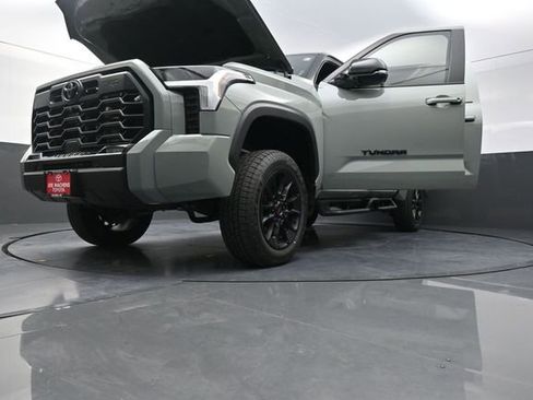 Used 2025 Toyota Tundra Limited w/ TRD Off-Road Package AWD/4WD image 40