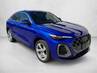 Certified 2025 Audi Q5 Premium Plus w/ Premium Plus video 3