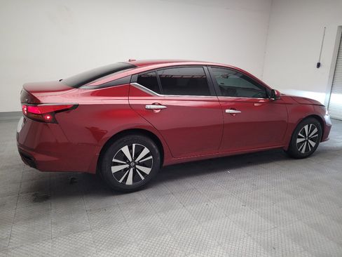 Used 2021 Nissan Altima 2.5 SV w/ SV Premium Package AWD/4WD image 10