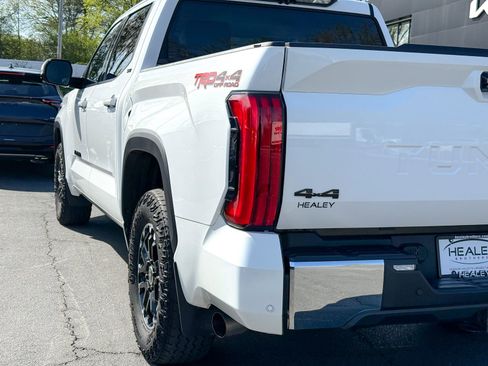 Used 2022 Toyota Tundra SR5 w/ TRD Off-Road Premium Package AWD/4WD image 9