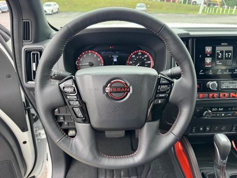 Used 2026 Nissan Frontier Pro-X w/ Tow Package RWD image 22