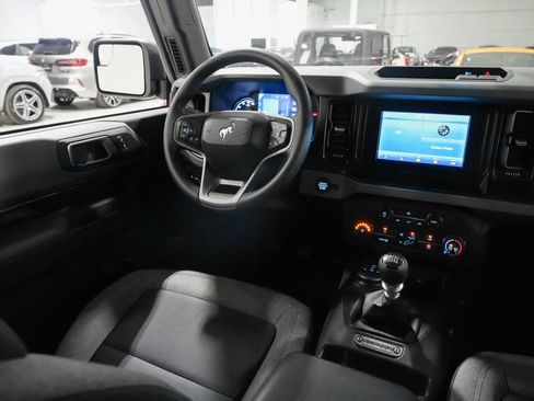 Used 2021 Ford Bronco 2-Door AWD/4WD image 11