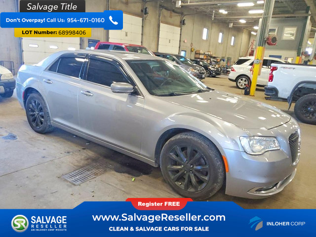 Used 2017 Chrysler 300 Limited w/ 300 Premium Group AWD/4WD image 5
