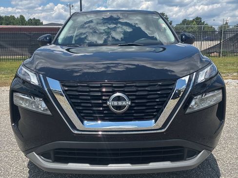Used 2023 Nissan Rogue SV FWD image 3