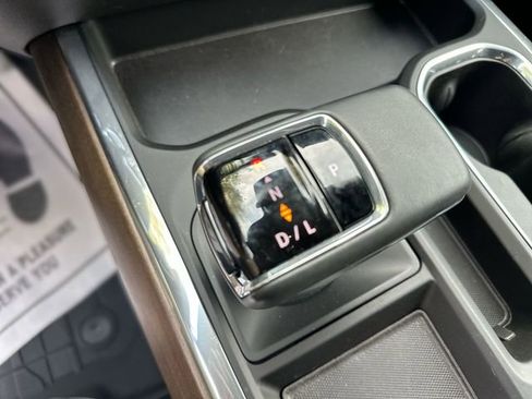 Used 2024 Chevrolet Silverado 1500 High Country w/ High Country Premium Package AWD/4WD image 21