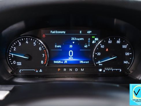 Used 2020 Ford Explorer XLT image 12