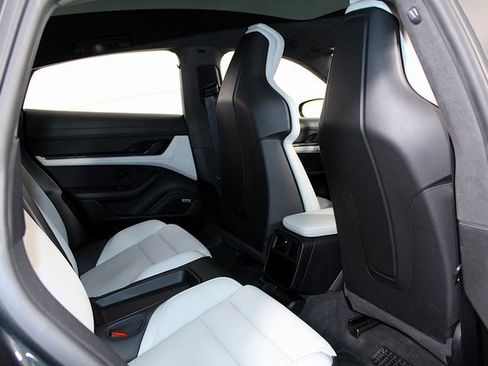 Used 2020 Porsche Taycan Turbo image 25