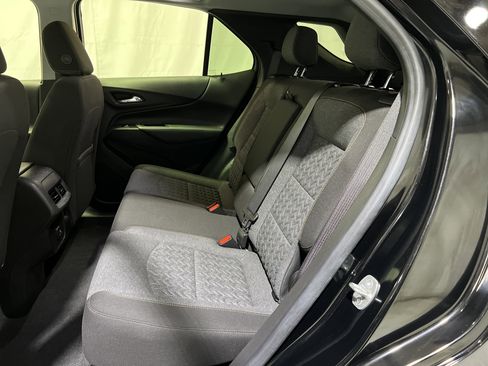 Used 2023 Chevrolet Equinox LT image 17