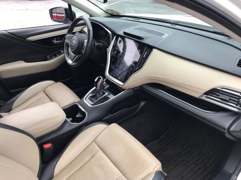 Used 2024 Subaru Outback Limited AWD/4WD image 8