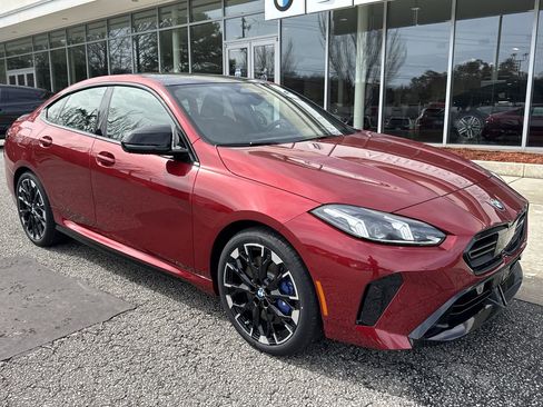 Certified 2025 BMW M235i xDrive w/ Premium Package image 5