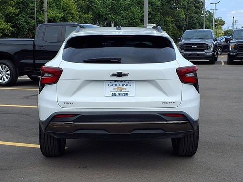 Used 2024 Chevrolet Trax ACTIV w/ Sunroof Package FWD image 23