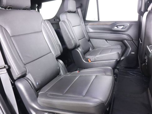 Used 2022 Chevrolet Tahoe LT w/ Luxury Package AWD/4WD image 42