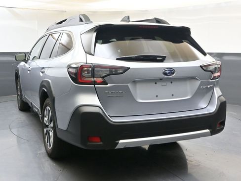 Certified 2024 Subaru Outback Limited image 4