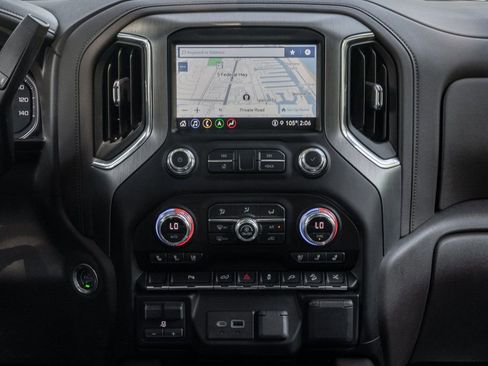 Used 2021 GMC Sierra 1500 Denali w/ Denali Premium Package image 19