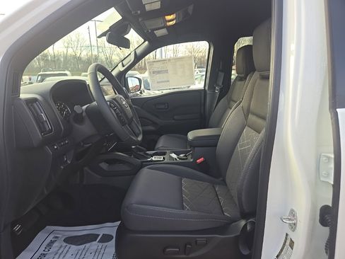 New 2026 Nissan Frontier SV image 9