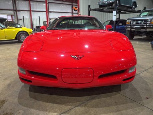 Used 2001 Chevrolet Corvette Coupe RWD image 13