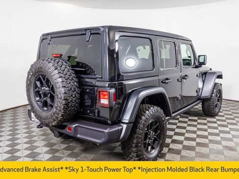 Used 2024 Jeep Wrangler Willys image 11