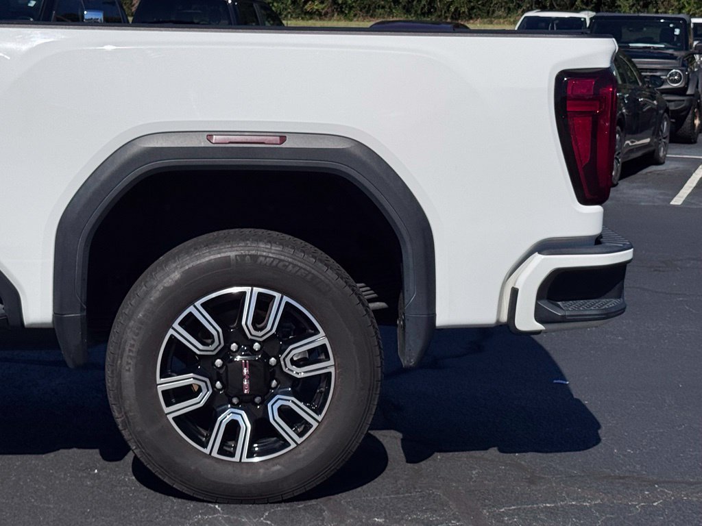 Used 2022 GMC Sierra 2500 AT4 w/ AT4 Preferred Package AWD/4WD image 41