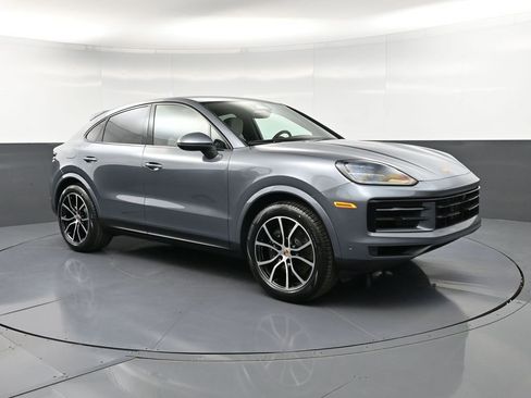 New 2026 Porsche Cayenne Coupe AWD/4WD image 10