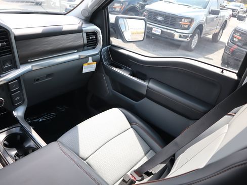 New 2025 Ford F150 Lariat w/ Equipment Group 501A Mid image 33