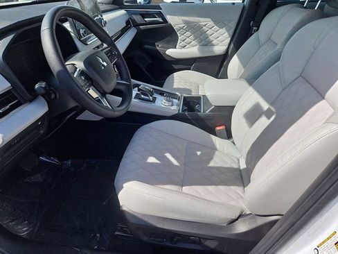 Used 2023 Mitsubishi Outlander SEL 40th Anniversary image 31