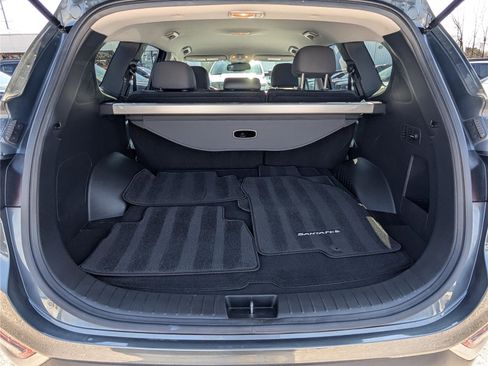 Used 2020 Hyundai Santa Fe SEL w/ Cargo Package image 12